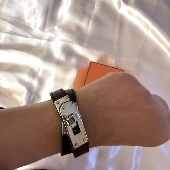 Hermes Kelly Double Tour bracelet authentic preloved. - Picture 14 of 14